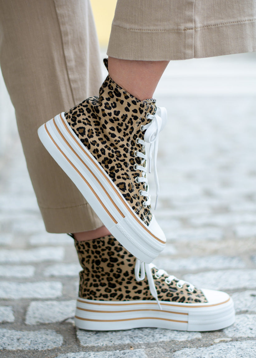 Urban Love Sneakers