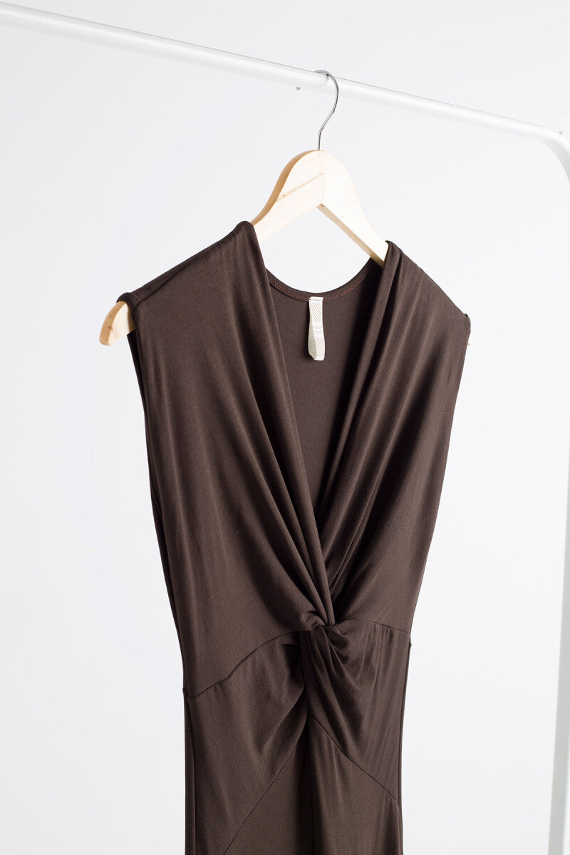 Vestido Noir Elegance