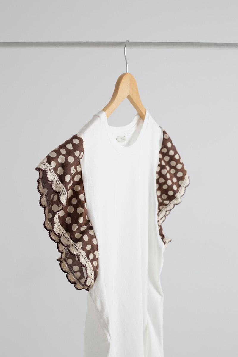 Camiseta blanca lunares Chiclana
