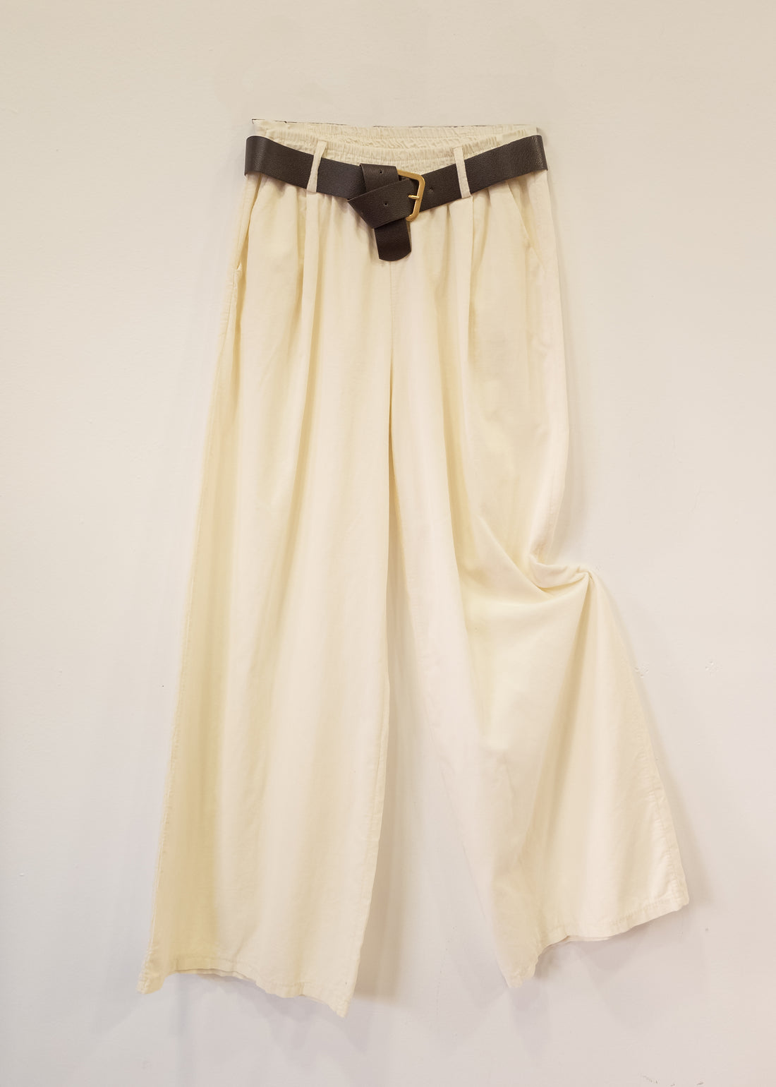 Pantalón micro pana blanco Bolet