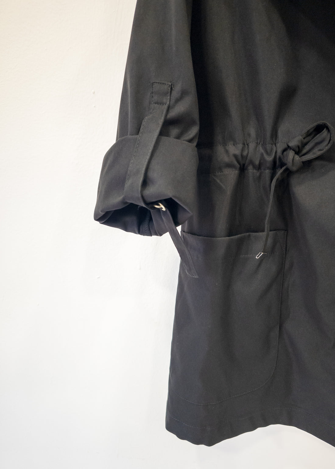 Gabardina sahariana negra Baro