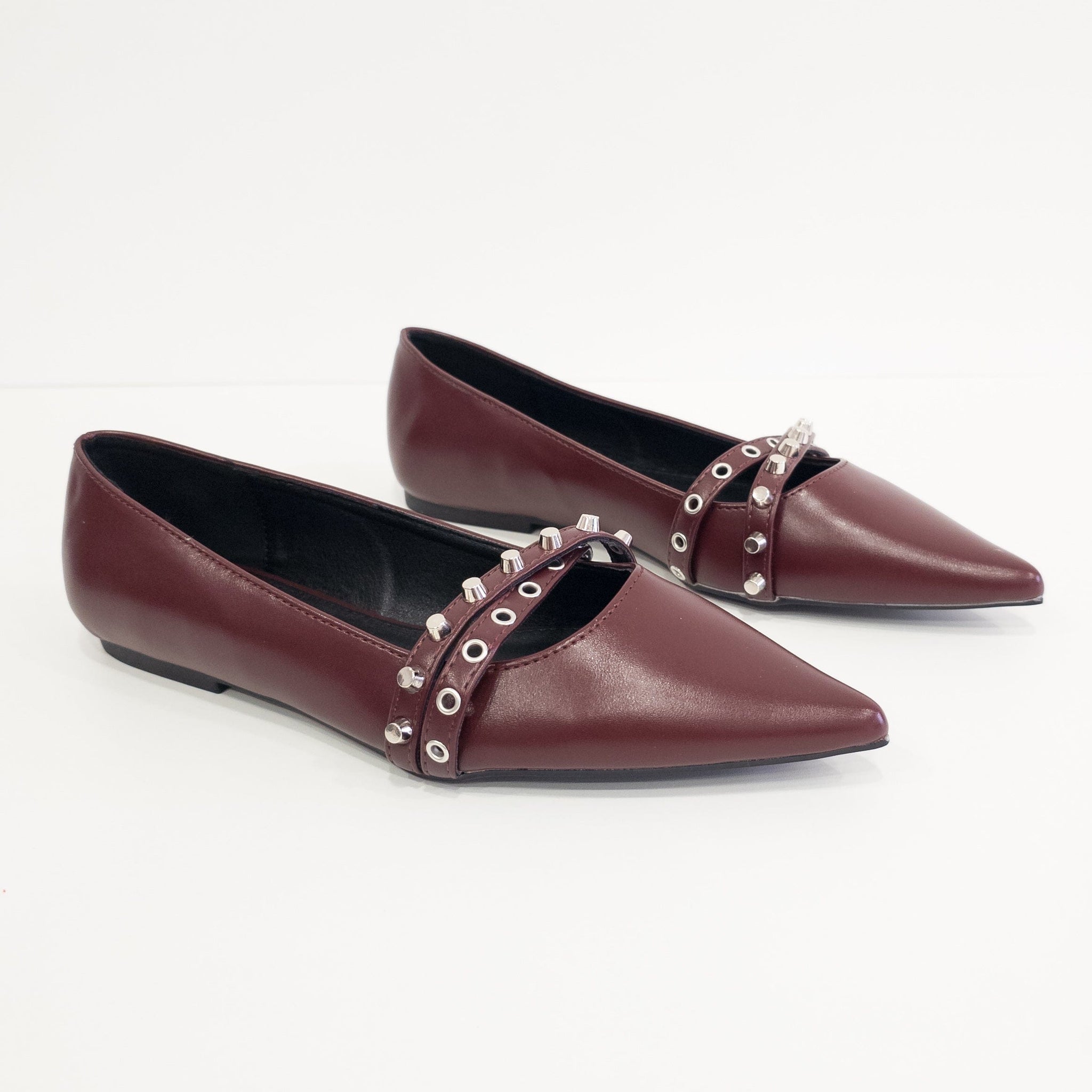 K-GUAPA Bailarinas Burgundy Chic