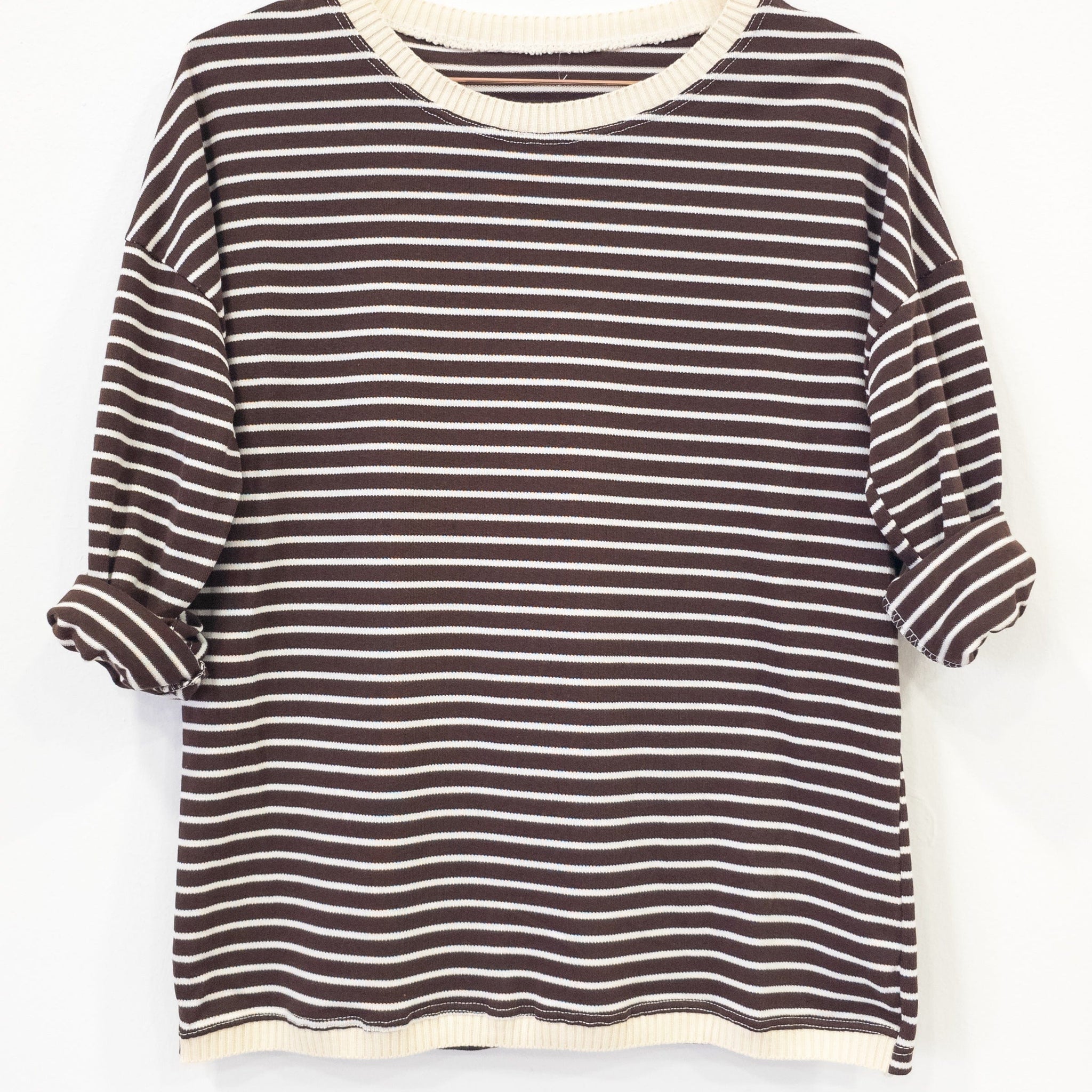 K-GUAPA Rayas marrones Camiseta navy Lester