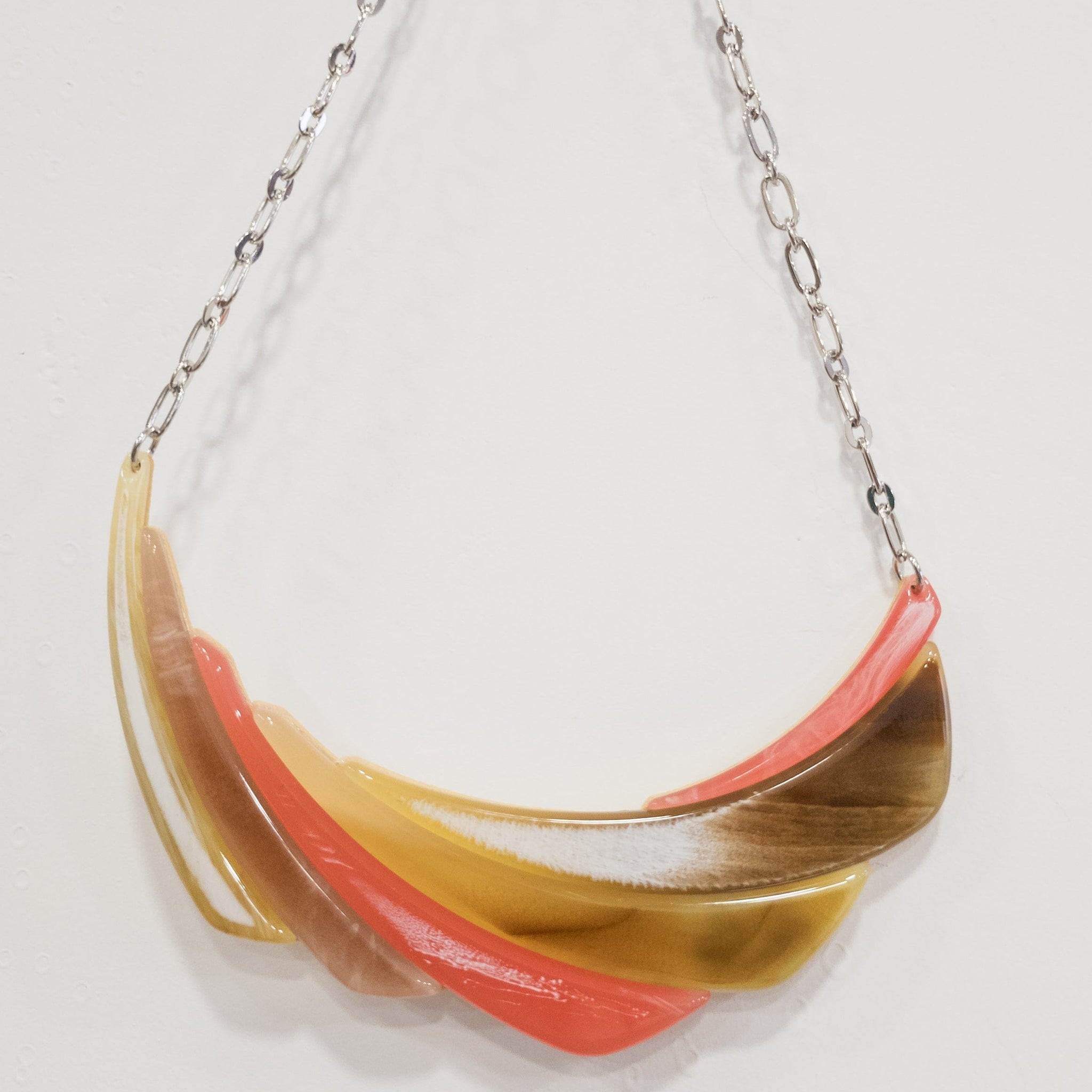 K-GUAPA Collar Arcoiris